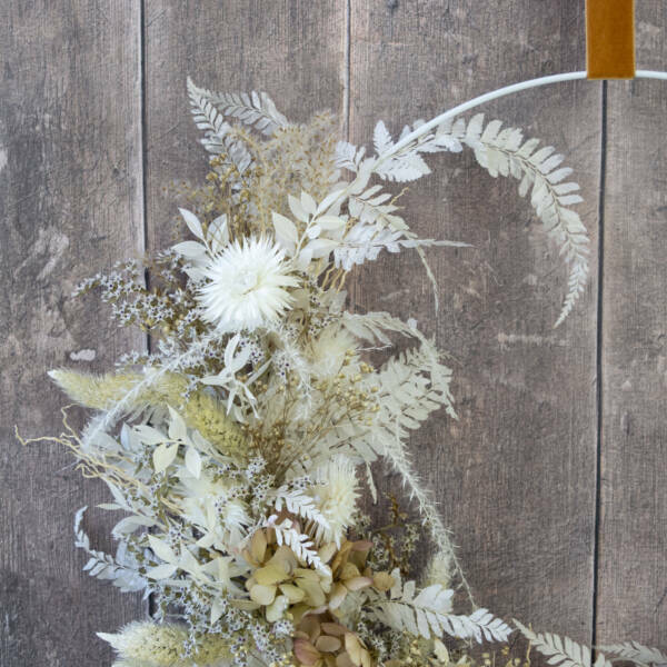Dried floral hoop